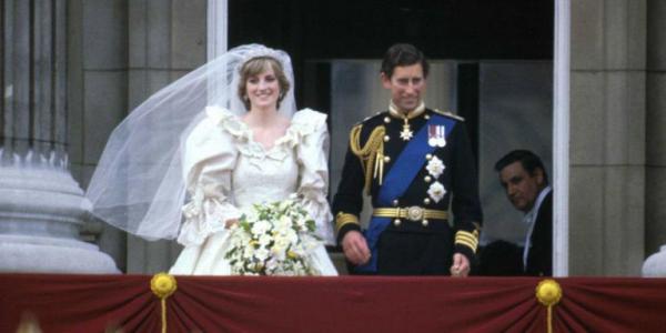 Thiên tình sử như phim của Thái tử Charles và Camilla: Chuyện gì đã xảy ra trong suốt năm thập kỷ? Thiên tình sử như phim của Thái tử Charles và Camilla: Chuyện gì đã xảy ra trong suốt năm thập kỷ?