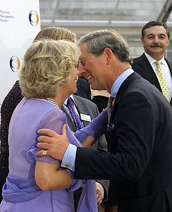 Thiên tình sử như phim của Thái tử Charles và Camilla: Chuyện gì đã xảy ra trong suốt năm thập kỷ? Thiên tình sử như phim của Thái tử Charles và Camilla: Chuyện gì đã xảy ra trong suốt năm thập kỷ?