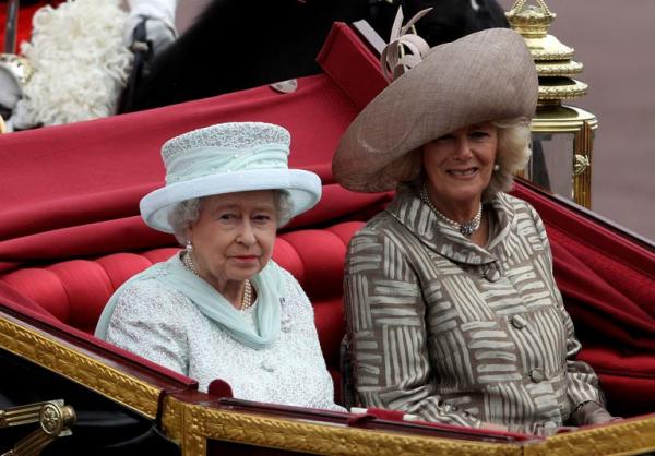 Thiên tình sử như phim của Thái tử Charles và Camilla: Chuyện gì đã xảy ra trong suốt năm thập kỷ? Thiên tình sử như phim của Thái tử Charles và Camilla: Chuyện gì đã xảy ra trong suốt năm thập kỷ?