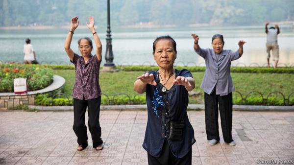 Già vẫn chưa giàu và bài toán nan giải cho chính người Việt Nam Già vẫn chưa giàu và bài toán nan giải cho chính người Việt Nam