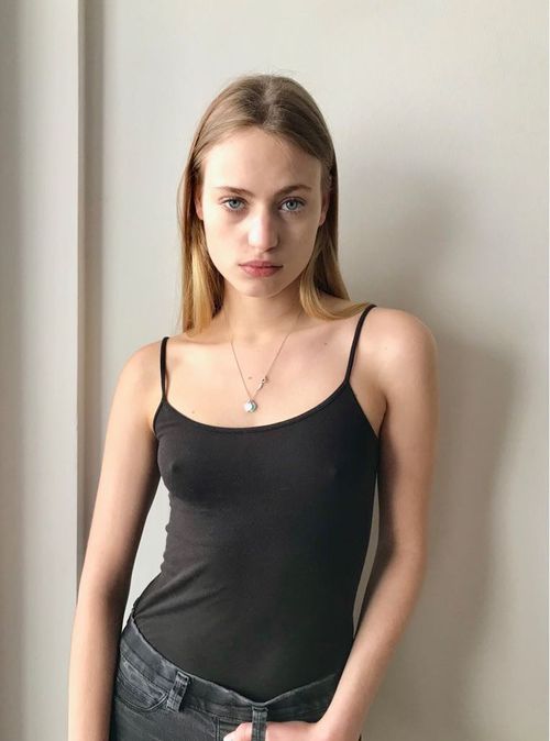 Nadja Auermann - Người mẫu sở hữu vẻ đẹp siêu thực ở thập niên 90 Nadja Auermann - Người mẫu sở hữu vẻ đẹp siêu thực ở thập niên 90