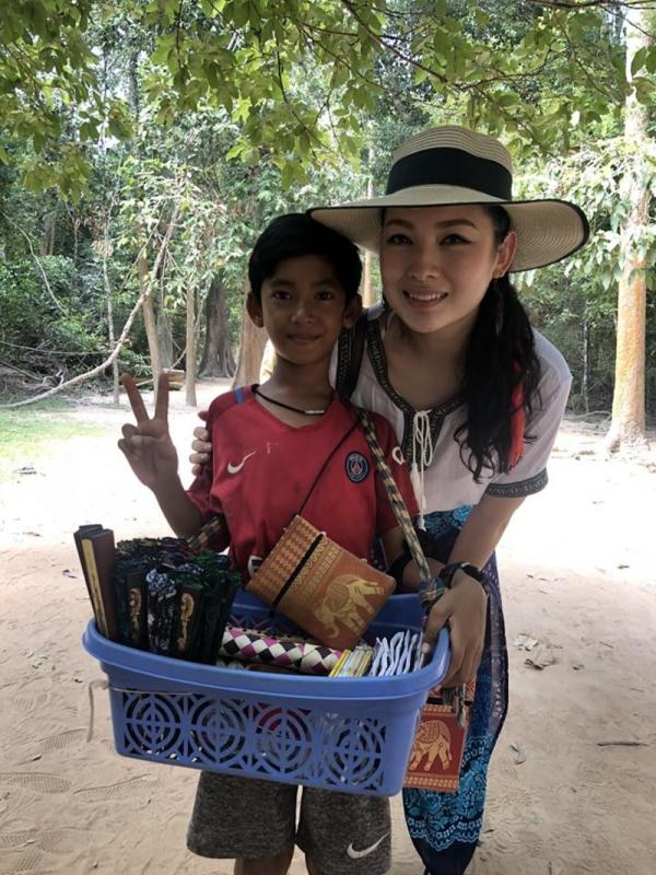 Cậu bé Campuchia biết nói hơn 10 thứ tiếng được mời đến Trung Quốc trổ tài ca hát Cậu bé Campuchia biết nói hơn 10 thứ tiếng được mời đến Trung Quốc trổ tài ca hát