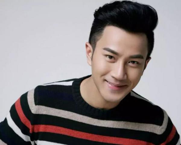 Lưu Khải Uy làm cameo trong phim của Triệu Lệ Dĩnh: Chưa xuất hiện đã chết ngay trong tập 1 Lưu Khải Uy làm cameo trong phim của Triệu Lệ Dĩnh: Chưa xuất hiện đã chết ngay trong tập 1