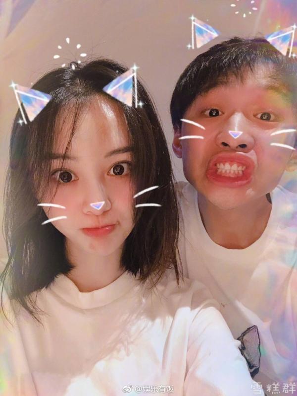 Lần đầu tiết lộ ảnh chân dung bạn trai tổng tài của Trịnh Sảng: Tây trang thẳng tắp, 'soái khí' ngời ngời Lần đầu tiết lộ ảnh chân dung bạn trai tổng tài của Trịnh Sảng: Tây trang thẳng tắp, 'soái khí' ngời ngời