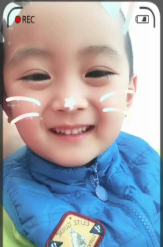 Phiên bản nam của Dương Mịch, Châu Đông Vũ và Triệu Lệ Dĩnh: Tưởng không giống mà giống không tưởng Phiên bản nam của Dương Mịch, Châu Đông Vũ và Triệu Lệ Dĩnh: Tưởng không giống mà giống không tưởng