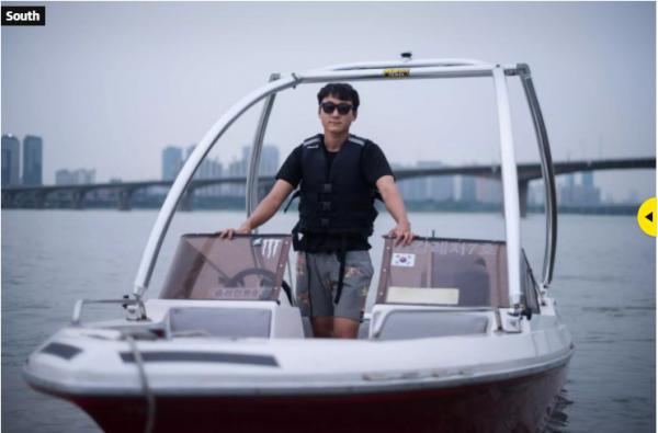 Những cuộc đời song song: Thế giới đối lập của Bắc và Nam Triều Tiên qua những bức ảnh Những cuộc đời song song: Thế giới đối lập của Bắc và Nam Triều Tiên qua những bức ảnh