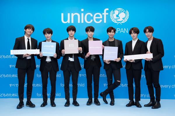 'Burn The Stage: The Movie': Đằng sau ánh hào quang chói lòa, có một BTS chân thật đến thế! 'Burn The Stage: The Movie': Đằng sau ánh hào quang chói lòa, có một BTS chân thật đến thế!