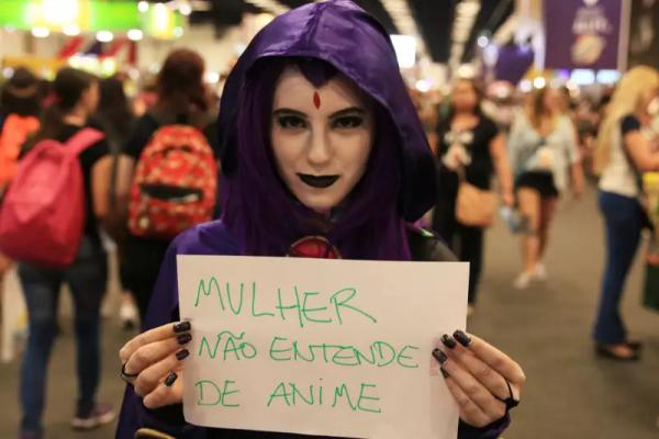 Nữ cosplayer đã phải gánh chịu những lời lẽ xúc phạm giới tính như thế nào? Nữ cosplayer đã phải gánh chịu những lời lẽ xúc phạm giới tính như thế nào?