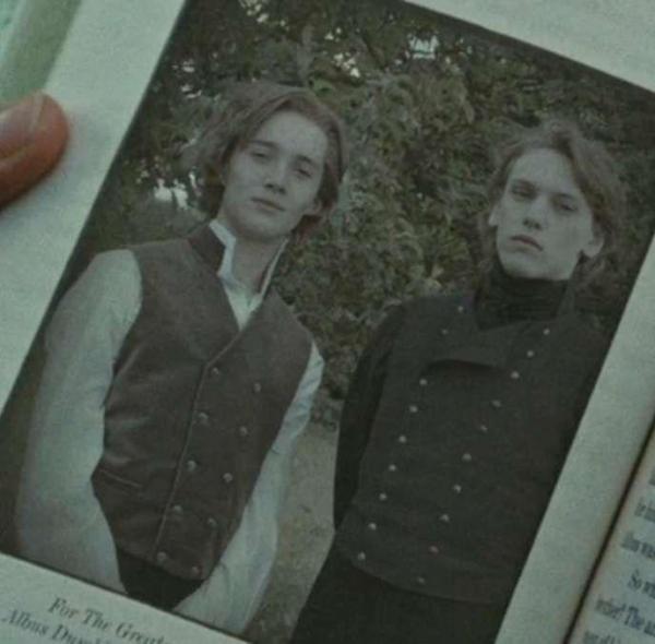 Phép thuật hắc ám được giới thiệu trong ‘Fantastic Beasts’ có thể là lời giải cho bí ẩn bấy lâu của bộ truyện ‘Harry Potter’ Phép thuật hắc ám được giới thiệu trong ‘Fantastic Beasts’ có thể là lời giải cho bí ẩn bấy lâu của bộ truyện ‘Harry Potter’