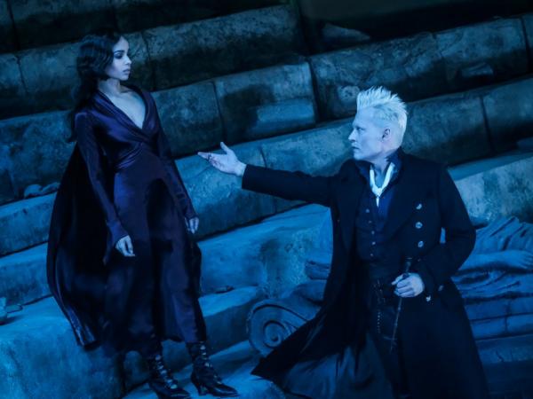 20 câu hỏi làm người xem bối rối trong 'Fantastic Beasts: The Crimes of Grindelwald' 20 câu hỏi làm người xem bối rối trong 'Fantastic Beasts: The Crimes of Grindelwald'