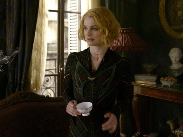 20 câu hỏi làm người xem bối rối trong 'Fantastic Beasts: The Crimes of Grindelwald' 20 câu hỏi làm người xem bối rối trong 'Fantastic Beasts: The Crimes of Grindelwald'