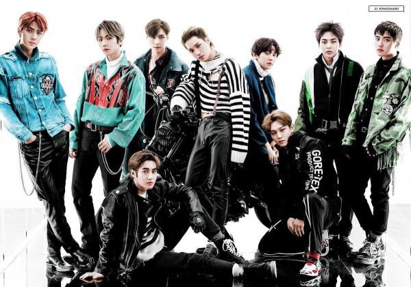 Luhan lần đầu nói lý do rời bỏ EXO trở về Trung Quốc: 'Tôi thấy mình phải sải cánh bay tới nơi rộng lớn hơn' Luhan lần đầu nói lý do rời bỏ EXO trở về Trung Quốc: 'Tôi thấy mình phải sải cánh bay tới nơi rộng lớn hơn'