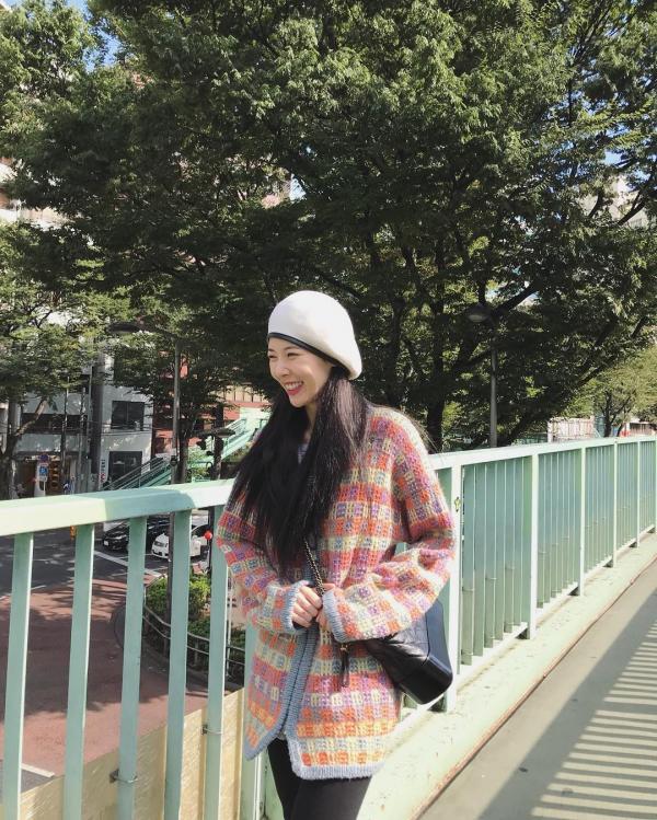 Lovestagram của HyunA - E'Dawn: Từ tình yêu đáng ngưỡng mộ đến mối quan hệ ồn ào trên mạng xã hội Lovestagram của HyunA - E'Dawn: Từ tình yêu đáng ngưỡng mộ đến mối quan hệ ồn ào trên mạng xã hội