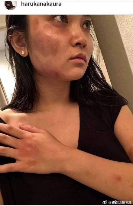 Cận cảnh căn phòng chật hẹp và lịch sinh hoạt trong trại tạm giam của Tưởng Kình Phu Cận cảnh căn phòng chật hẹp và lịch sinh hoạt trong trại tạm giam của Tưởng Kình Phu