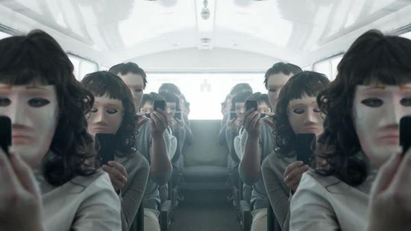 Mùa 5 của siêu phẩm tâm lý ‘Black Mirror': Số phận của các nhân vật sẽ do bạn định đoạt Mùa 5 của siêu phẩm tâm lý ‘Black Mirror': Số phận của các nhân vật sẽ do bạn định đoạt