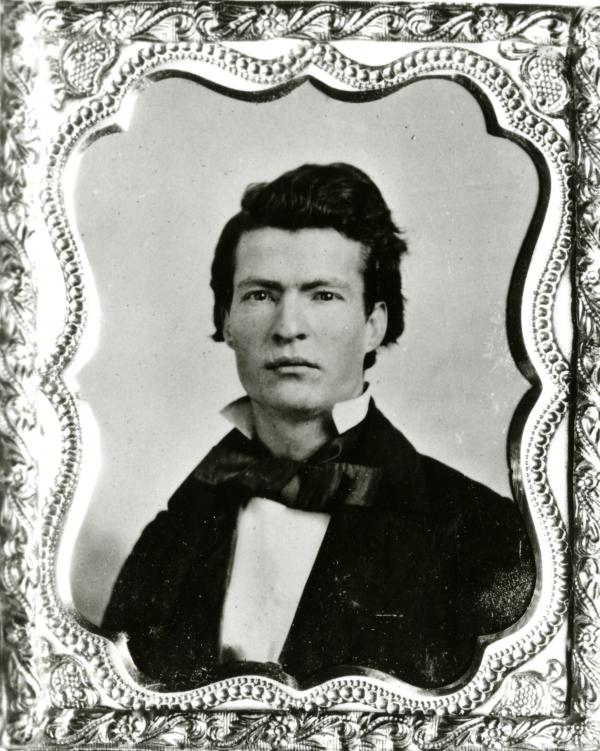 Góc tối ít người biết của đại văn hào Mark Twain: 70 tuổi vẫn bị ám ảnh và thích 'sưu tầm' các bé gái Góc tối ít người biết của đại văn hào Mark Twain: 70 tuổi vẫn bị ám ảnh và thích 'sưu tầm' các bé gái