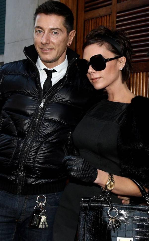 Những lần phát ngôn gây tranh cãi của Stefano Gabbana - Người 'đào hố chôn' đế chế Dolce & Gabbana tại Trung Quốc Những lần phát ngôn gây tranh cãi của Stefano Gabbana - Người 'đào hố chôn' đế chế Dolce & Gabbana tại Trung Quốc