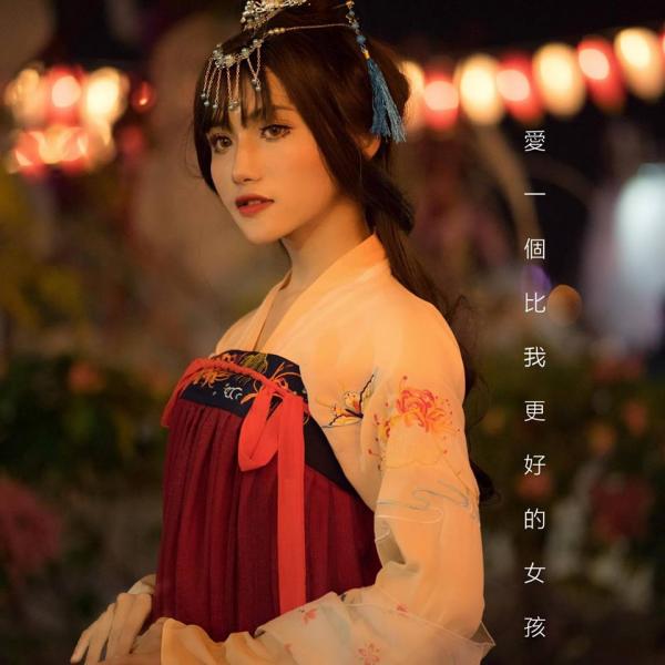 Nam cosplayer có gương mặt xinh đẹp đến nỗi khiến các chị em 'phát hờn' Nam cosplayer có gương mặt xinh đẹp đến nỗi khiến các chị em 'phát hờn'