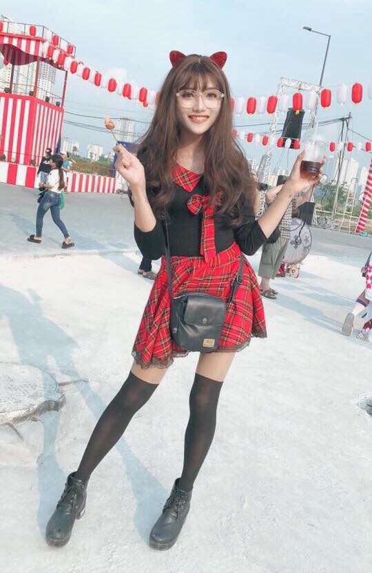 Nam cosplayer có gương mặt xinh đẹp đến nỗi khiến các chị em 'phát hờn' Nam cosplayer có gương mặt xinh đẹp đến nỗi khiến các chị em 'phát hờn'