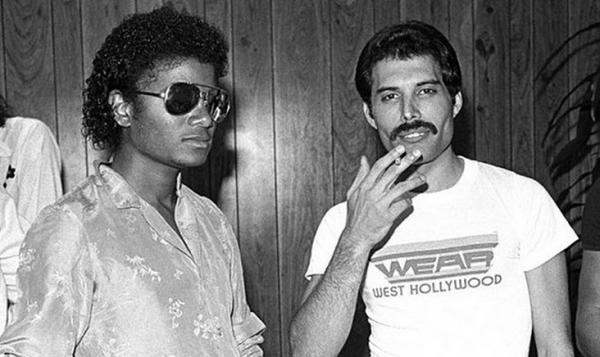 Suýt nữa đã có bài song ca kinh điển giữa Freddie Mercury và Michael Jackson nếu không vì... một con llama Suýt nữa đã có bài song ca kinh điển giữa Freddie Mercury và Michael Jackson nếu không vì... một con llama