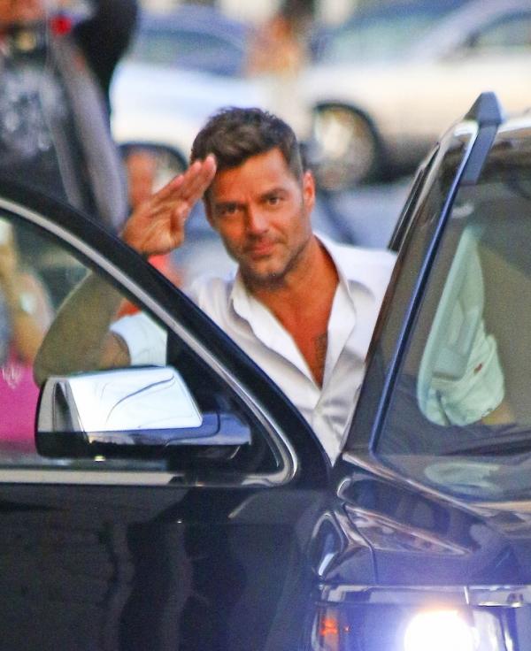 Cách sao Hollywood đối phó với paparazzi: Để rồi xem mèo nào cắn mỉu nào! Cách sao Hollywood đối phó với paparazzi: Để rồi xem mèo nào cắn mỉu nào!