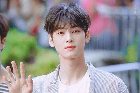 'Idol A và những người bạn' - nước đi sai lầm của các công ty giải trí Hàn Quốc 'Idol A và những người bạn' - nước đi sai lầm của các công ty giải trí Hàn Quốc