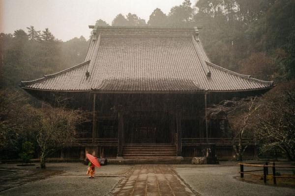 Có một Nhật Bản thường ngày thật lạ qua ống kính của nhiếp ảnh gia Shin Noguchi Có một Nhật Bản thường ngày thật lạ qua ống kính của nhiếp ảnh gia Shin Noguchi