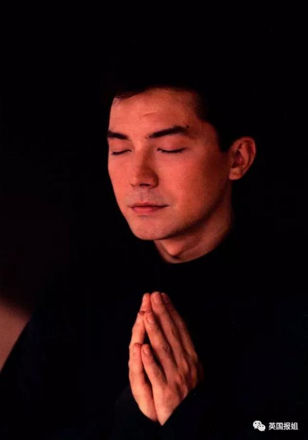 Người đời xem Trương Quốc Vinh là huyền thoại mà quên mất Tôn Long cũng là 'cực phẩm nhân gian' Người đời xem Trương Quốc Vinh là huyền thoại mà quên mất Tôn Long cũng là 'cực phẩm nhân gian'