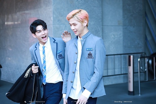 Kang Daniel và Ong Seong Woo: Mối quan hệ hơn cả tình bạn thì được gọi là...? Kang Daniel và Ong Seong Woo: Mối quan hệ hơn cả tình bạn thì được gọi là...?