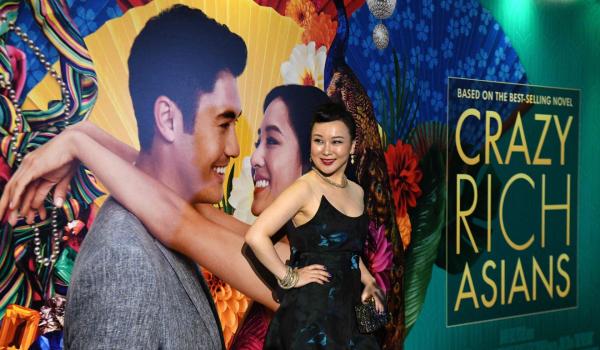 Khuấy đảo phòng vé thế giới nhưng cuối cùng, 'Crazy Rich Asians' lại 'ngã ngựa' đau đớn tại Trung Quốc Khuấy đảo phòng vé thế giới nhưng cuối cùng, 'Crazy Rich Asians' lại 'ngã ngựa' đau đớn tại Trung Quốc