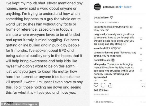 Hậu chia tay Ariana, Pete Davidson khốn khổ vì bị bắt nạt và bị đối xử 'như đống rác' trên mạng Hậu chia tay Ariana, Pete Davidson khốn khổ vì bị bắt nạt và bị đối xử 'như đống rác' trên mạng