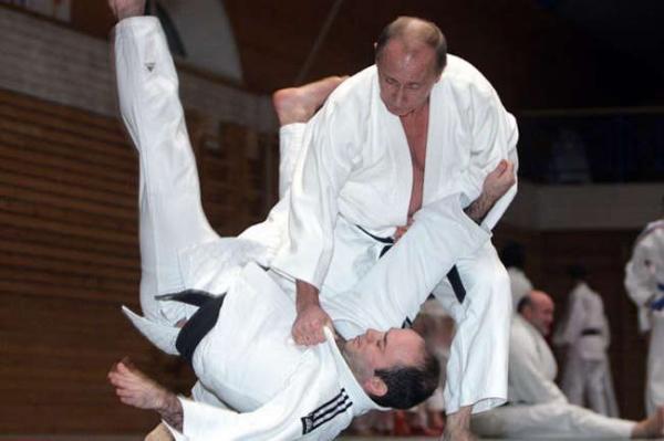 8 bí mật ít người biết về vị tổng thống quyền lực - Vladimir Putin 8 bí mật ít người biết về vị tổng thống quyền lực - Vladimir Putin