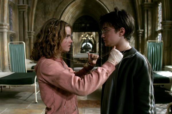 Tổng hợp những khác biệt 'một trời một vực' giữa phim và sách 'Harry Potter' Tổng hợp những khác biệt 'một trời một vực' giữa phim và sách 'Harry Potter'