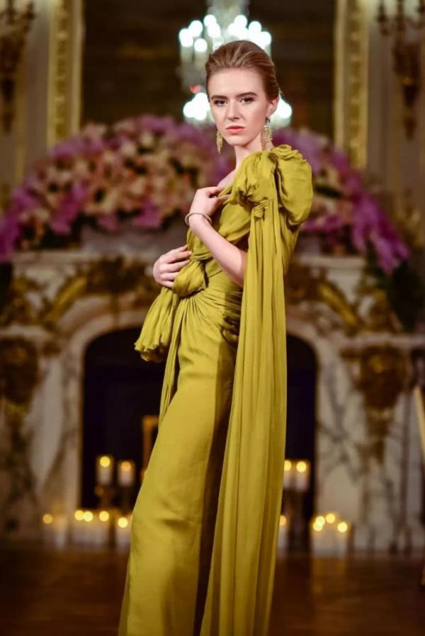 Có gì trong đêm hội Le Bal - nơi chỉ 25 con nhà giàu danh giá bậc nhất thế giới mới được tham gia Có gì trong đêm hội Le Bal - nơi chỉ 25 con nhà giàu danh giá bậc nhất thế giới mới được tham gia