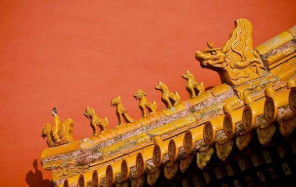 Tại sao mái các cung điện Tử Cấm Thành hơn 600 năm vẫn sạch dấu phân chim? Tại sao mái các cung điện Tử Cấm Thành hơn 600 năm vẫn sạch dấu phân chim?