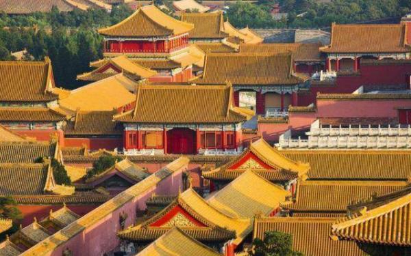 Tại sao mái các cung điện Tử Cấm Thành hơn 600 năm vẫn sạch dấu phân chim? Tại sao mái các cung điện Tử Cấm Thành hơn 600 năm vẫn sạch dấu phân chim?