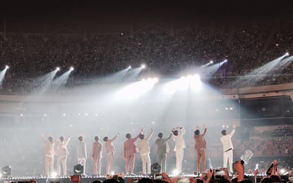 Netizen Hàn nói gì về việc Wanna One sắp sửa tan rã sau khi làm nên lịch sử? Netizen Hàn nói gì về việc Wanna One sắp sửa tan rã sau khi làm nên lịch sử?