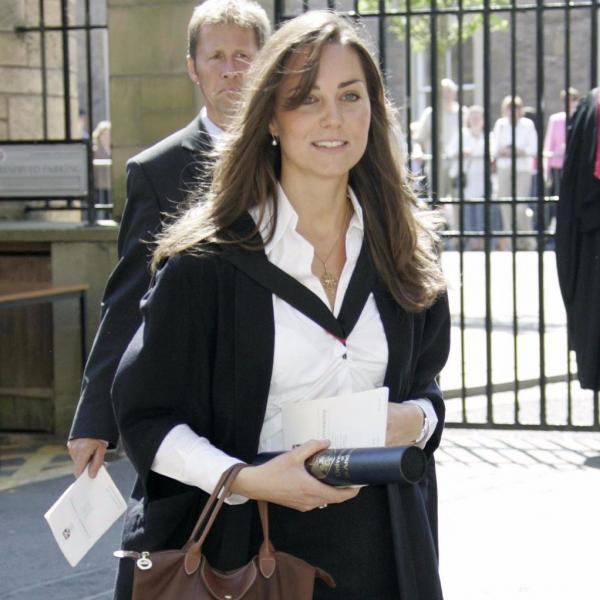 Hành trình trở thành Công nương nước Anh mẫu mực và đáng mến của Kate Middleton Hành trình trở thành Công nương nước Anh mẫu mực và đáng mến của Kate Middleton