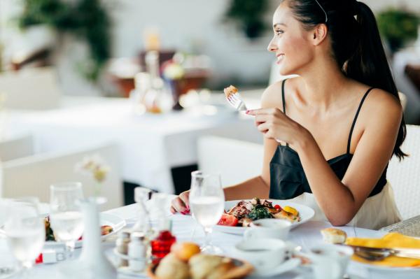Tại sao ăn nhiều mà vẫn đói? Giờ thì bạn đã có câu trả lời và cả giải pháp rồi đây! Tại sao ăn nhiều mà vẫn đói? Giờ thì bạn đã có câu trả lời và cả giải pháp rồi đây!
