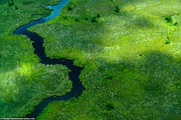 Những bức ảnh đoạt giải 'Travel Photographer of the Year': Đây là một thế giới mà ta chưa từng biết Những bức ảnh đoạt giải 'Travel Photographer of the Year': Đây là một thế giới mà ta chưa từng biết