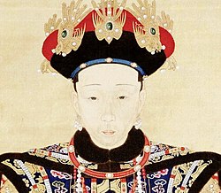 Khám phá thứ bậc trong hậu cung nhà Thanh hay bảng xếp hạng các bà vợ của Hoàng đế Khám phá thứ bậc trong hậu cung nhà Thanh hay bảng xếp hạng các bà vợ của Hoàng đế