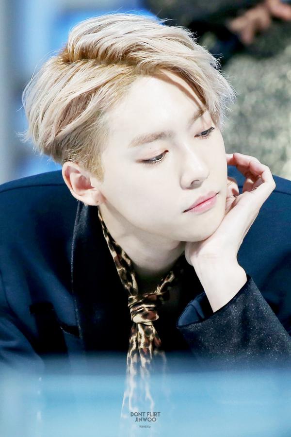 News Inside bình chọn 10 nam idol có vẻ đẹp phi thực như được thực hiện bằng hiệu ứng CG News Inside bình chọn 10 nam idol có vẻ đẹp phi thực như được thực hiện bằng hiệu ứng CG