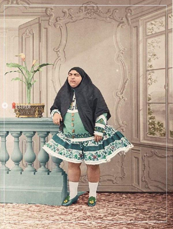 Chuyện về công chúa Qajar: Biểu tượng sắc đẹp của Ba Tư từng khiến 13 gã đàn ông si tình tự tử Chuyện về công chúa Qajar: Biểu tượng sắc đẹp của Ba Tư từng khiến 13 gã đàn ông si tình tự tử