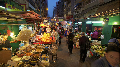 Cựu sinh viên trải nghiệm cuộc sống của một công nhân làm việc tại xưởng sản xuất iPhone Cựu sinh viên trải nghiệm cuộc sống của một công nhân làm việc tại xưởng sản xuất iPhone