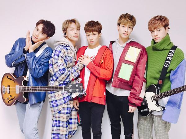 Cựu thành viên CNBLUE bị fan tố cáo: Chê bai đồng nghiệp, quấy rối và body shaming fan nữ Cựu thành viên CNBLUE bị fan tố cáo: Chê bai đồng nghiệp, quấy rối và body shaming fan nữ