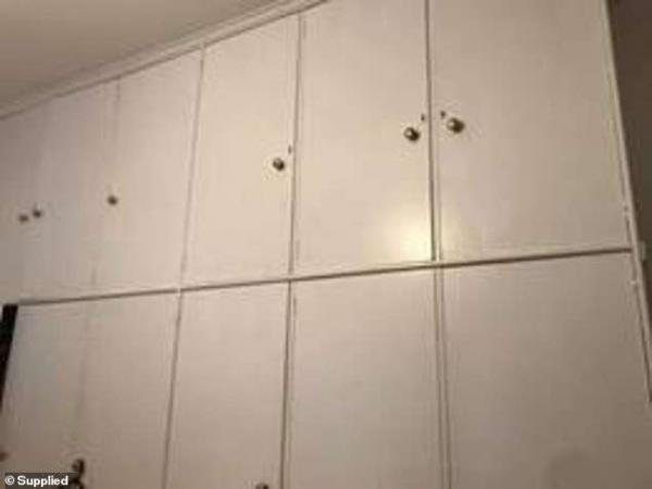 Bà mẹ người Úc khiến dân mạng 'xây xẩm mặt mày' vì núi quà nghìn đô cho ba đứa con Bà mẹ người Úc khiến dân mạng 'xây xẩm mặt mày' vì núi quà nghìn đô cho ba đứa con