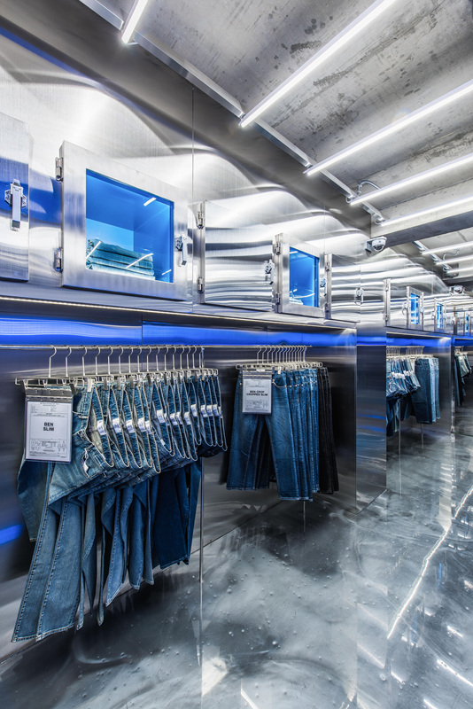 Cửa hàng đồ jeans Hàn Quốc và cách bán hàng không người quản 24h vô cùng độc đáo Cửa hàng đồ jeans Hàn Quốc và cách bán hàng không người quản 24h vô cùng độc đáo