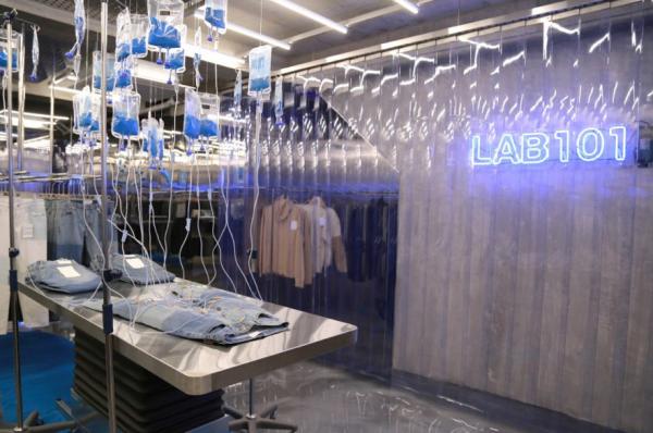Cửa hàng đồ jeans Hàn Quốc và cách bán hàng không người quản 24h vô cùng độc đáo Cửa hàng đồ jeans Hàn Quốc và cách bán hàng không người quản 24h vô cùng độc đáo