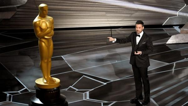 'Lẩu drama' US-UK 2018: Một năm làng giải trí Hollywood tưng bừng khói lửa! 'Lẩu drama' US-UK 2018: Một năm làng giải trí Hollywood tưng bừng khói lửa!