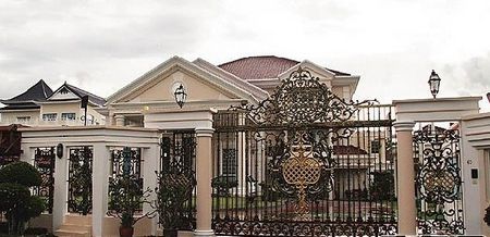 Hú hồn hú vía khi phát hiện 4 soái ca Hoa ngữ này là công tử con nhà danh gia vọng tộc Hú hồn hú vía khi phát hiện 4 soái ca Hoa ngữ này là công tử con nhà danh gia vọng tộc